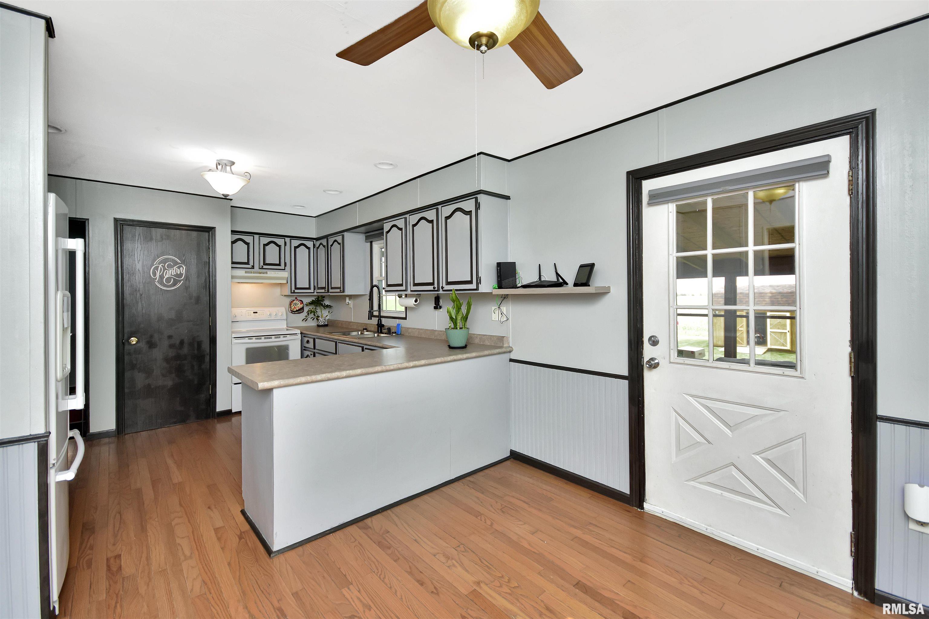 335 Dodge Street Cisco, IL 61830 - Photo 35 of 87