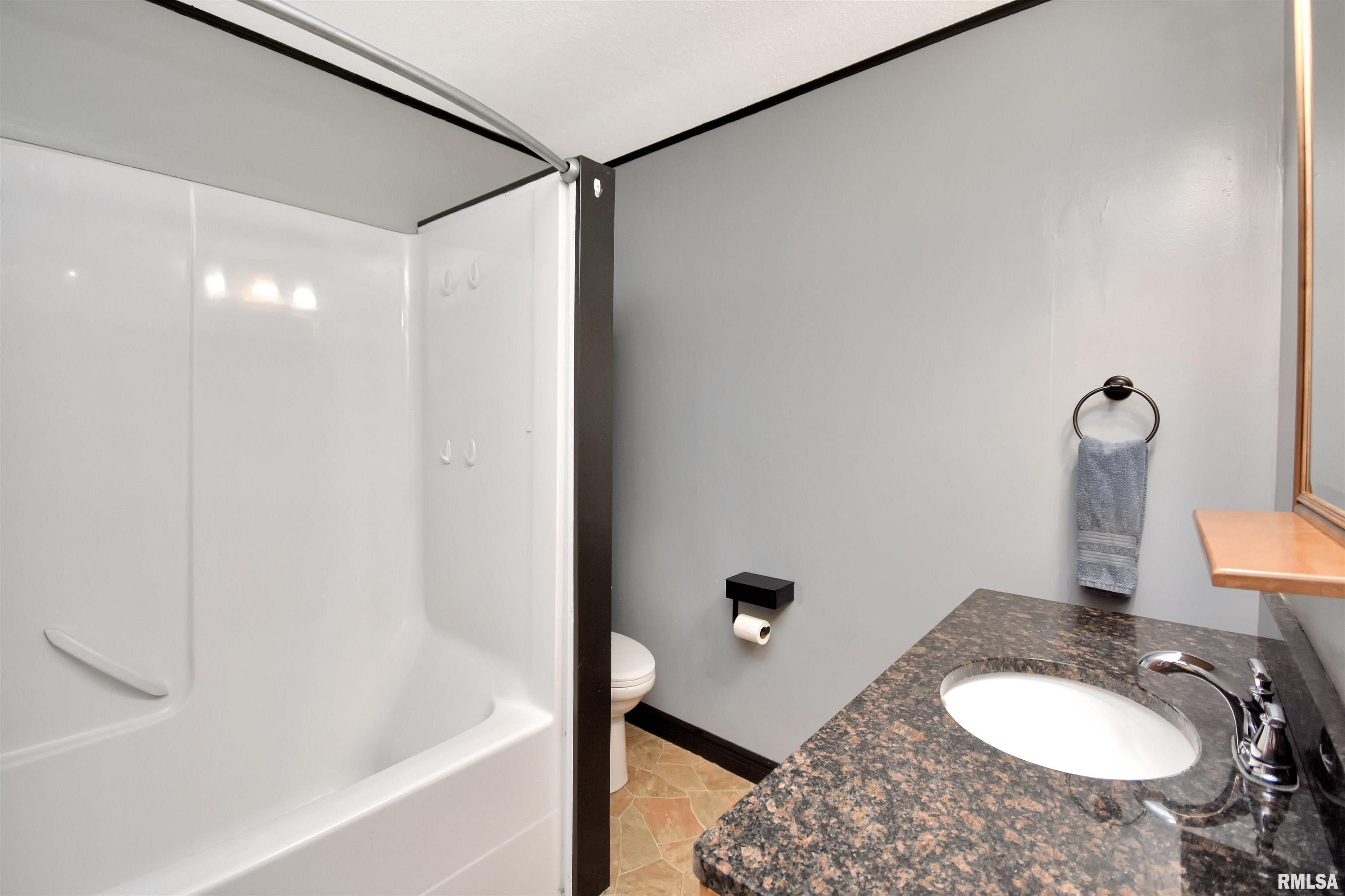 335 Dodge Street Cisco, IL 61830 - Photo 51 of 87