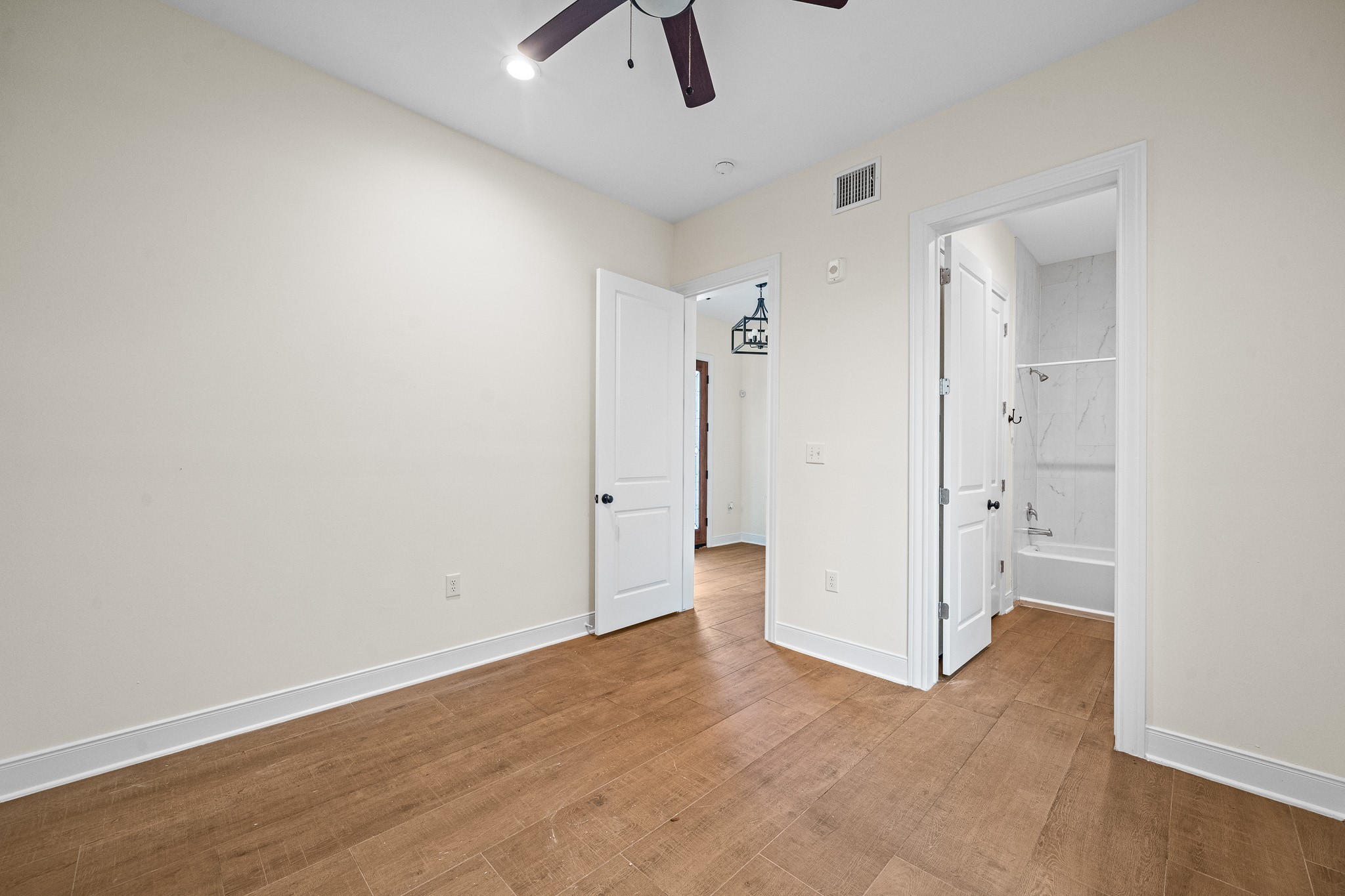 2218 Converse Street, Unit C Houston, TX 77006 - Photo 34 of 40