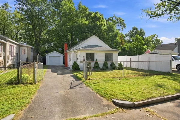 $260,000 | 15 Alice Street, Springfield, MA 01109