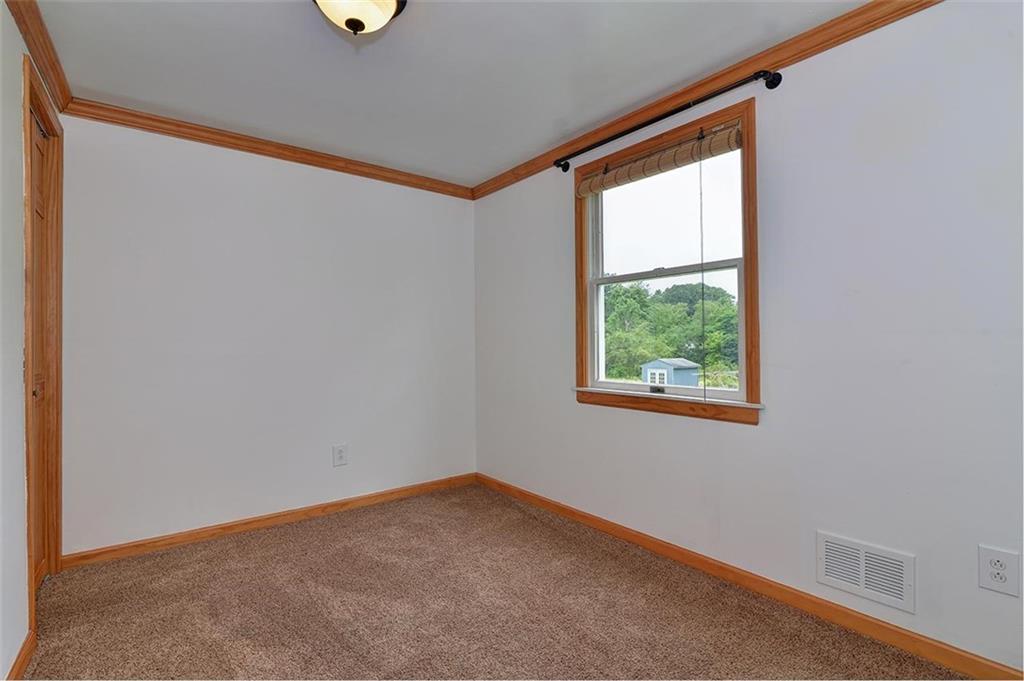 110 Dinnerbell Road Butler, PA 16002 - Photo 13 of 17