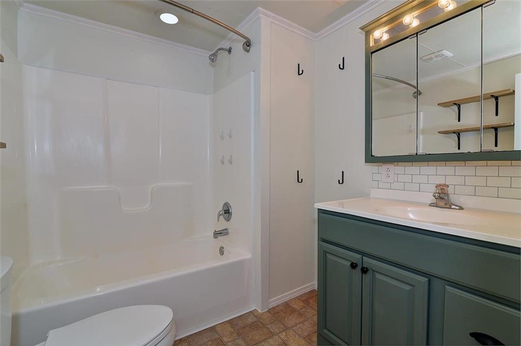 110 Dinnerbell Road Butler, PA 16002 - Photo 14 of 17
