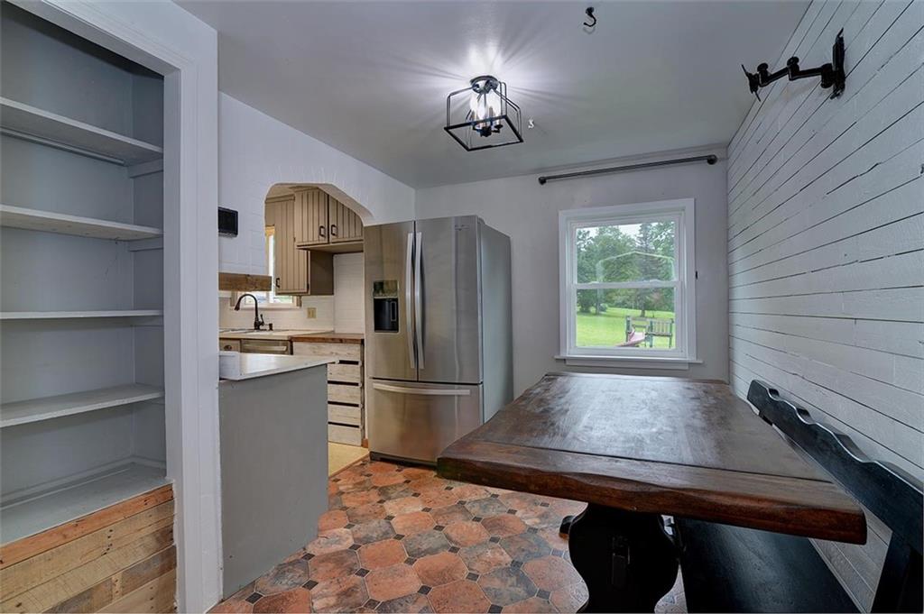 110 Dinnerbell Road Butler, PA 16002 - Photo 6 of 17
