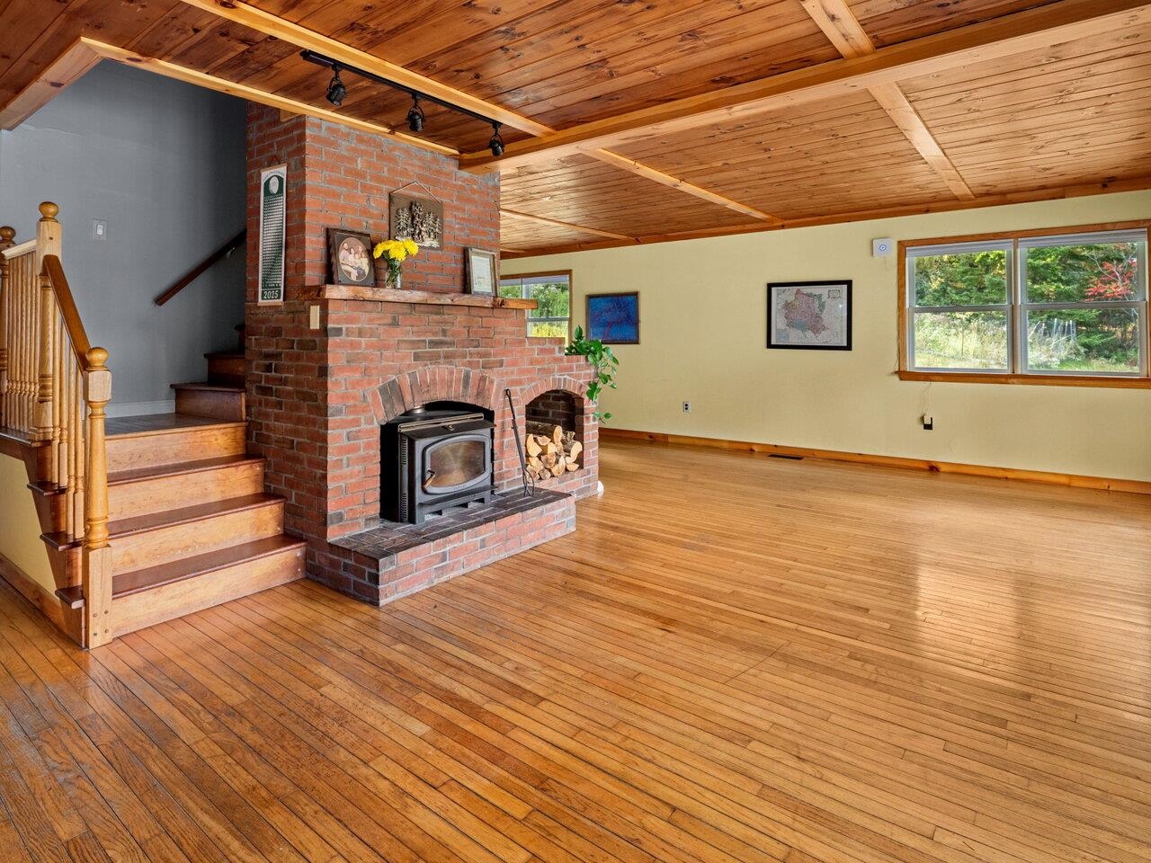 1464 Huntington Road Richmond, VT 05477 - Photo 8 of 43 Gallery Image 8