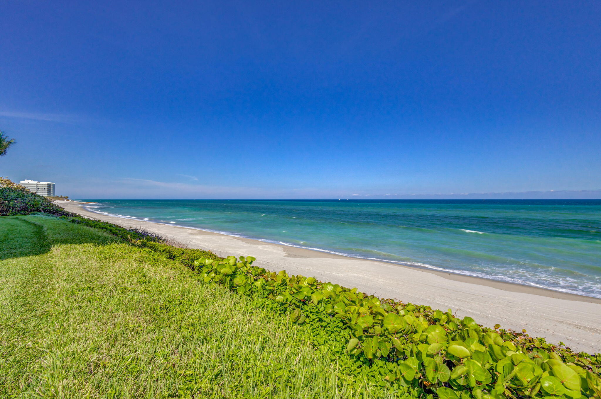 400 South Beach Road, Unit 103 Tequesta, FL 33469 - Photo 35 of 61 Beach