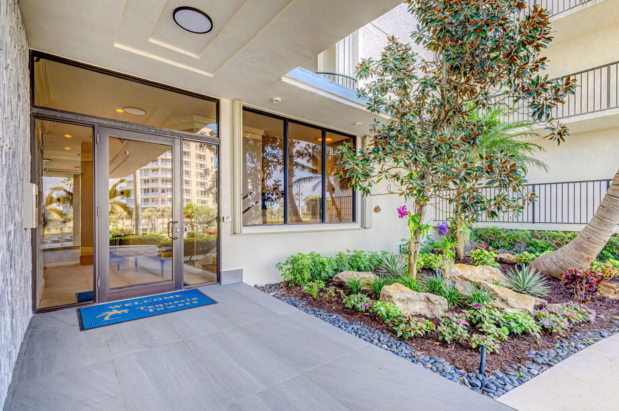 400 South Beach Road, Unit 103 Tequesta, FL 33469 - Photo 47 of 61 Entrance