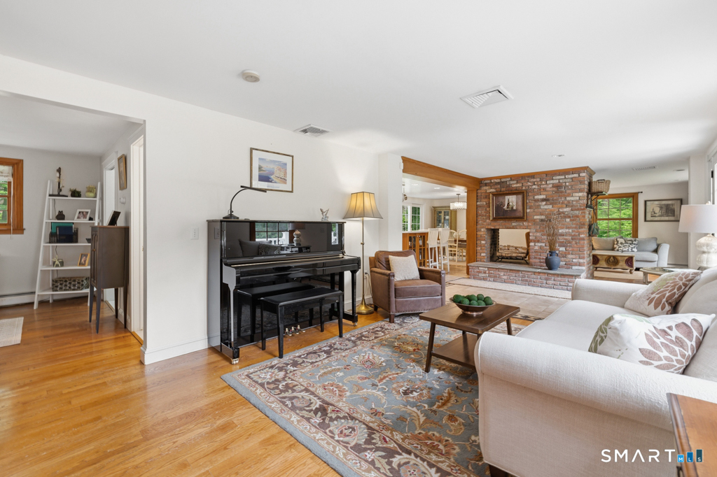 76 Pocahontas Road Redding, CT 06896 - Photo 14 of 32