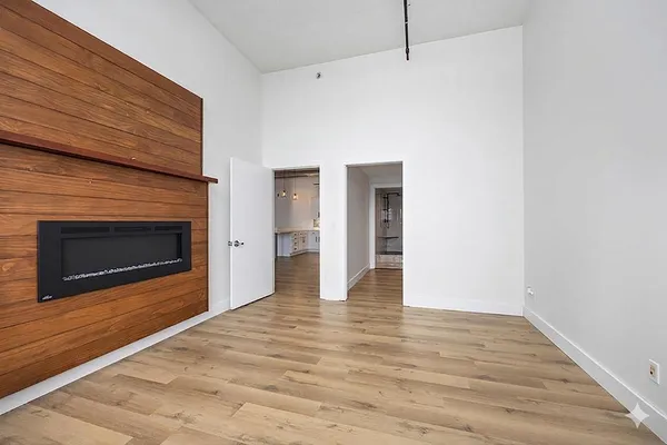 $2,700 | 801 Broadway Avenue Northwest, Unit 440, Grand Rapids, MI 49504