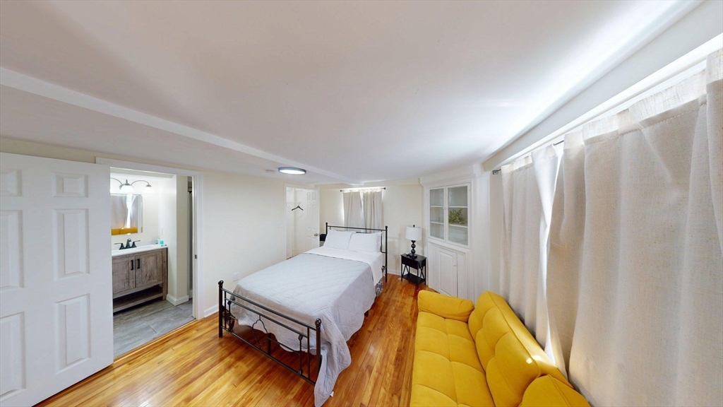 266 Webster Street Worcester, MA 01603 - Photo 16 of 29