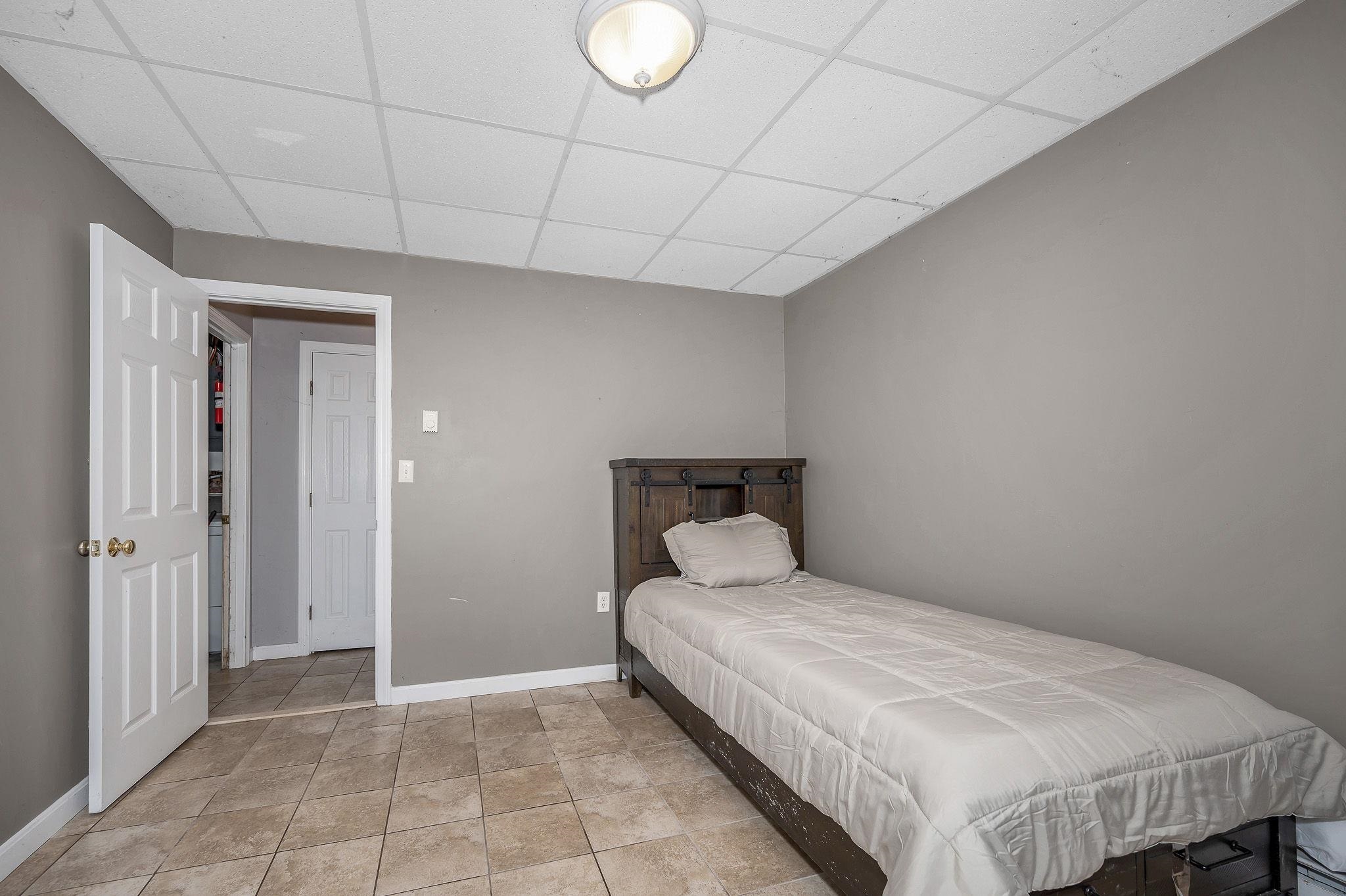 89 English Range Road Derry, NH 03038 - Photo 24 of 38 Gallery Image 24