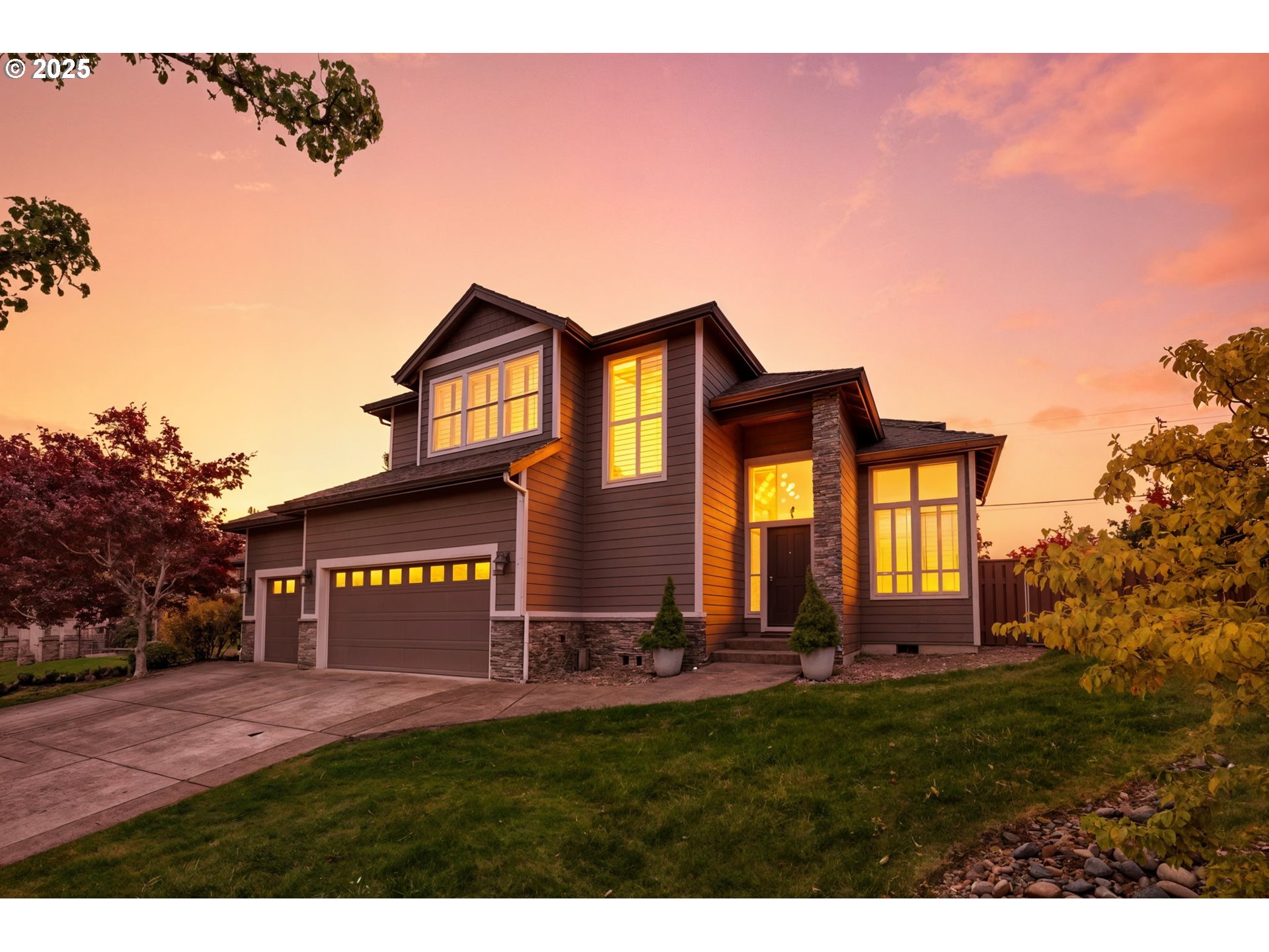 1516 South Dusky Drive Ridgefield, WA 98642 - Photo 1 of 43 a view of a back yard