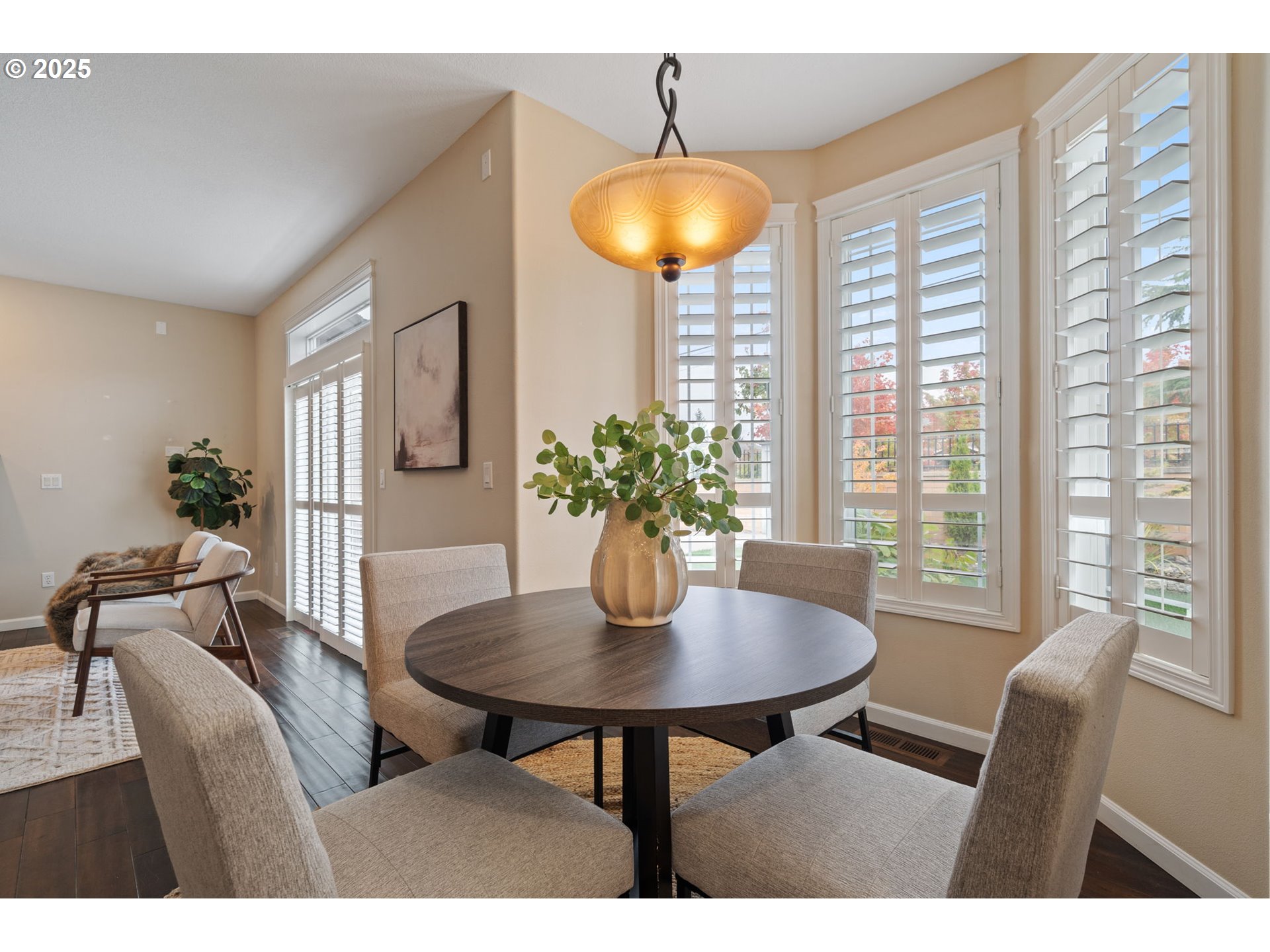 1516 South Dusky Drive Ridgefield, WA 98642 - Photo 13 of 43 a view of a dining room with furniture and window
