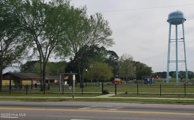 $346,300 | 154 Poker House Road, Grimesland, NC 27837