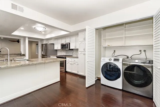 $5,500 | 1908 Speyer Lane, Redondo Beach, CA 90278