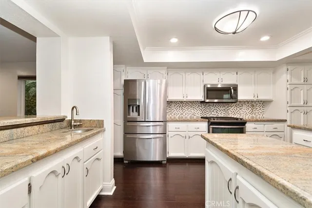 $5,500 | 1908 Speyer Lane, Redondo Beach, CA 90278