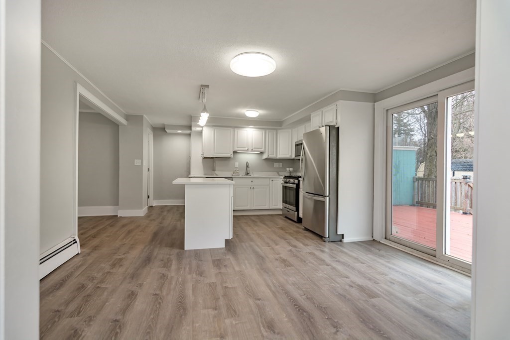 6 Thorndike Road North Andover, MA 01845 - Photo 3 of 41 Gallery Image 3