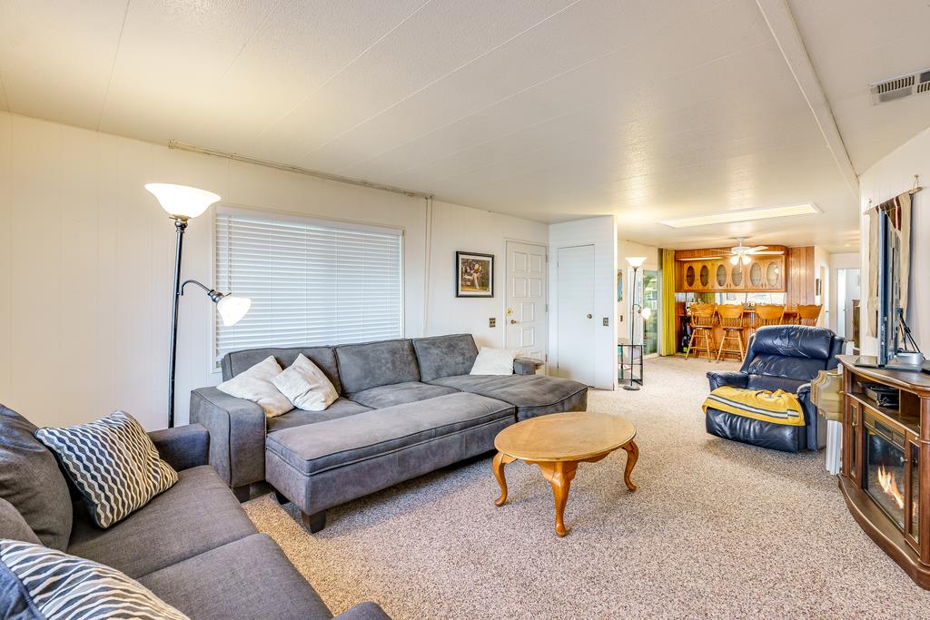 13 Del Rio Circle, Unit 13 Soquel, CA 95073 - Photo 5 of 31 Gallery Image 5