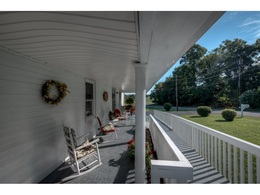 328 Hamilton Hill Road Bluff City, TN 37618 - Photo 6 of 34 Photo 6