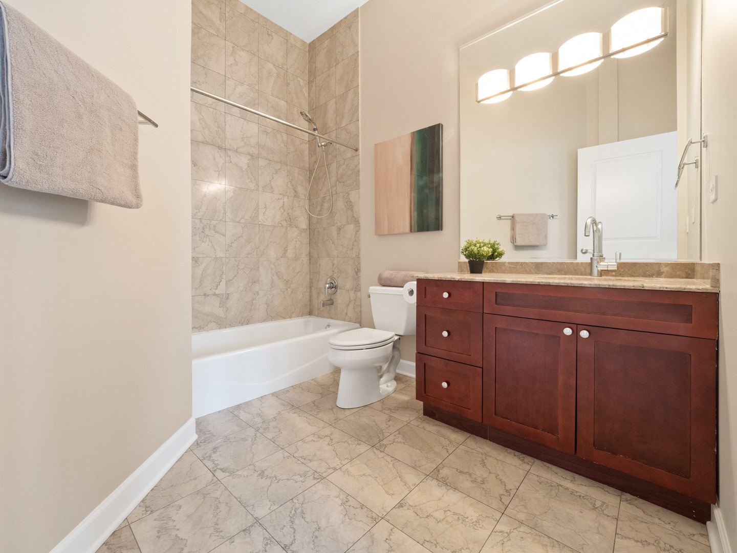 2555 West Leland Avenue, Unit 202 Chicago, IL 60625 - Photo 22 of 27