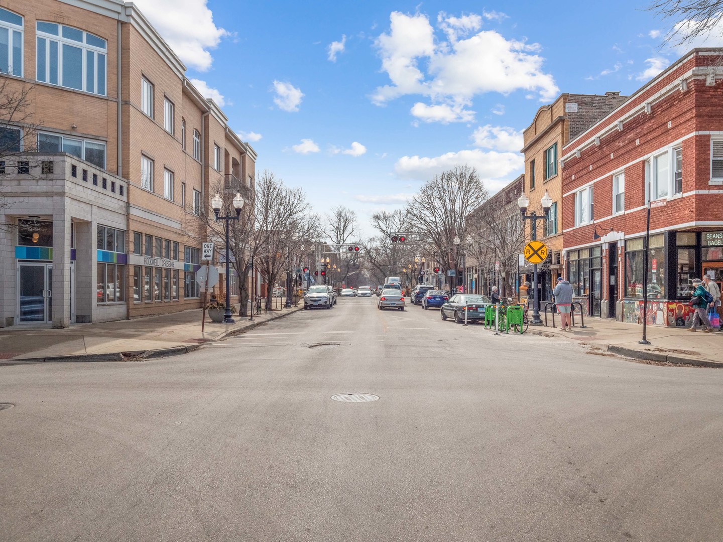 2555 West Leland Avenue, Unit 202 Chicago, IL 60625 - Photo 26 of 27