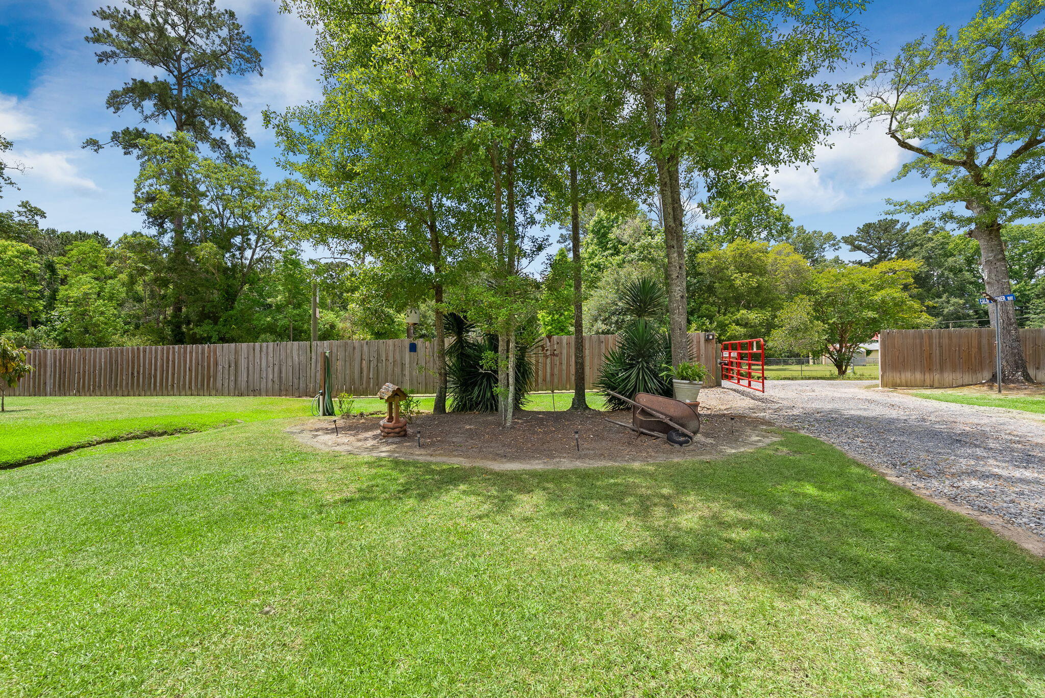 602 Calm Cor Way Moncks Corner, SC 29461 - Photo 35 of 41 4-web-or-mls-BARCLAY MEDIA CO.-13