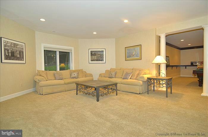 11085 Pelham Manor Place Reston, VA 20194 - Photo 15 of 24 Interior (General)
