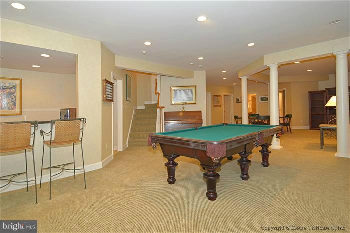 11085 Pelham Manor Place Reston, VA 20194 - Photo 6 of 24 Interior (General)