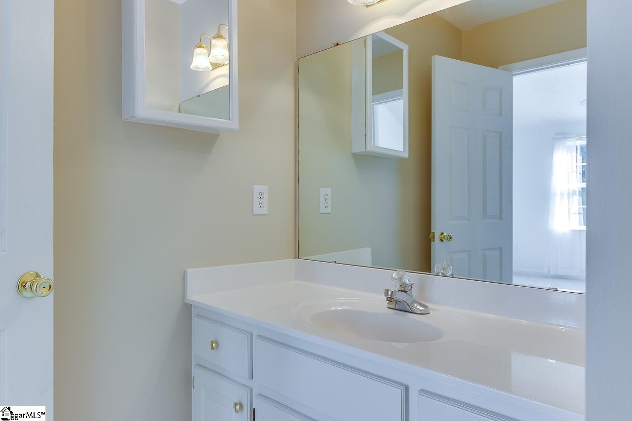 419 East Butler Road, Unit 36 Mauldin, SC 29662 - Photo 17 of 27 Gallery Image 17