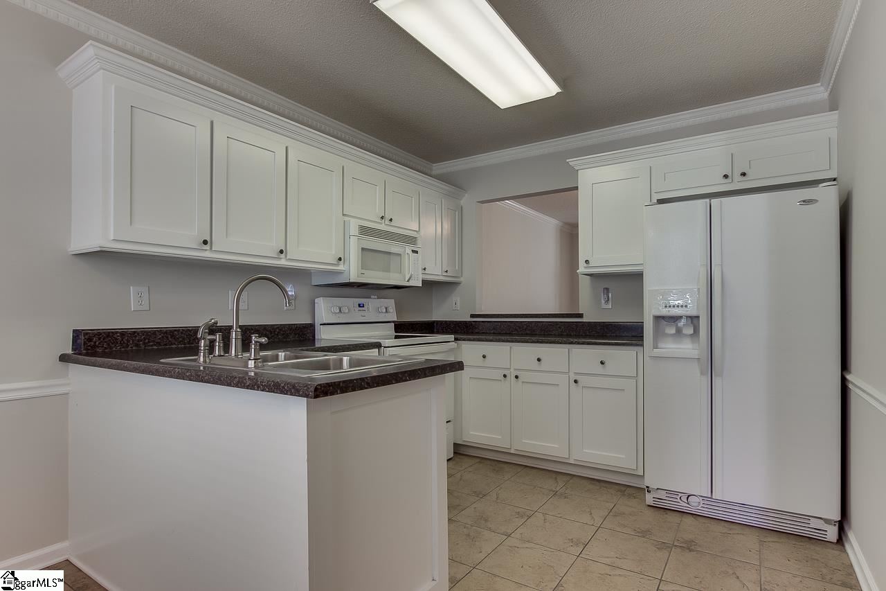 419 East Butler Road, Unit 36 Mauldin, SC 29662 - Photo 5 of 27 Gallery Image 5