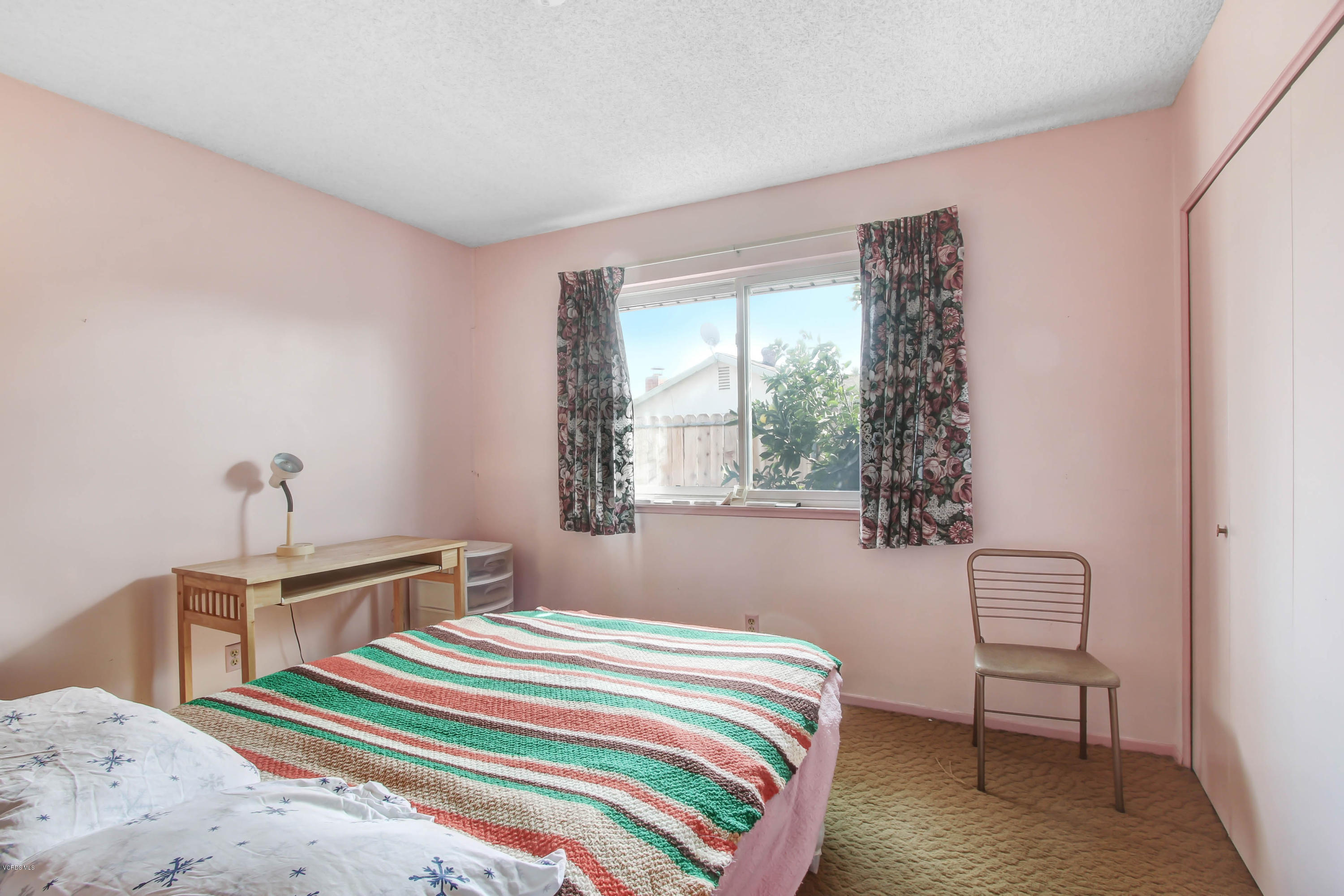 918 Decatur Avenue Ventura, CA 93004 - Photo 15 of 25 Bedroom1