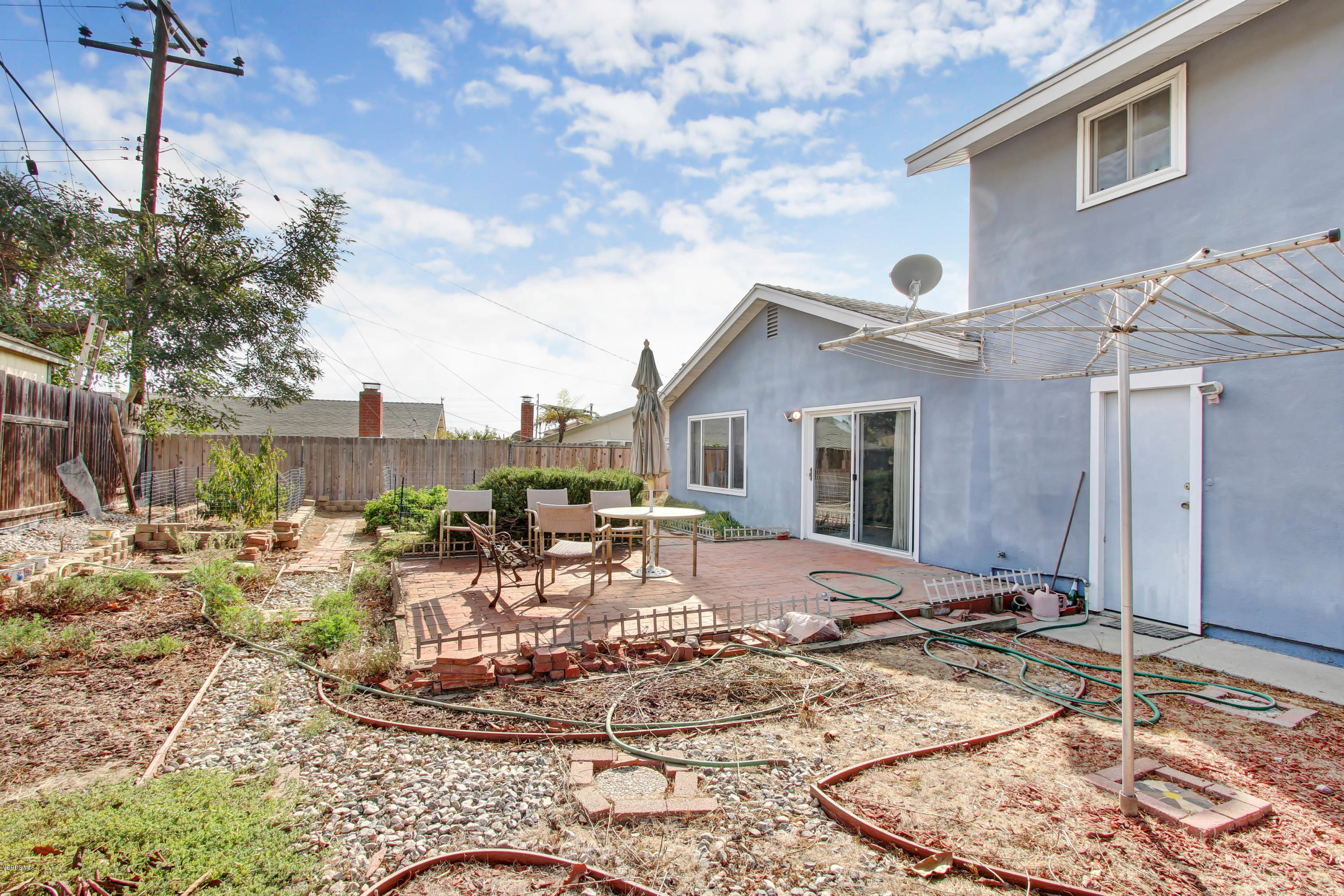 918 Decatur Avenue Ventura, CA 93004 - Photo 23 of 25 Backyard2