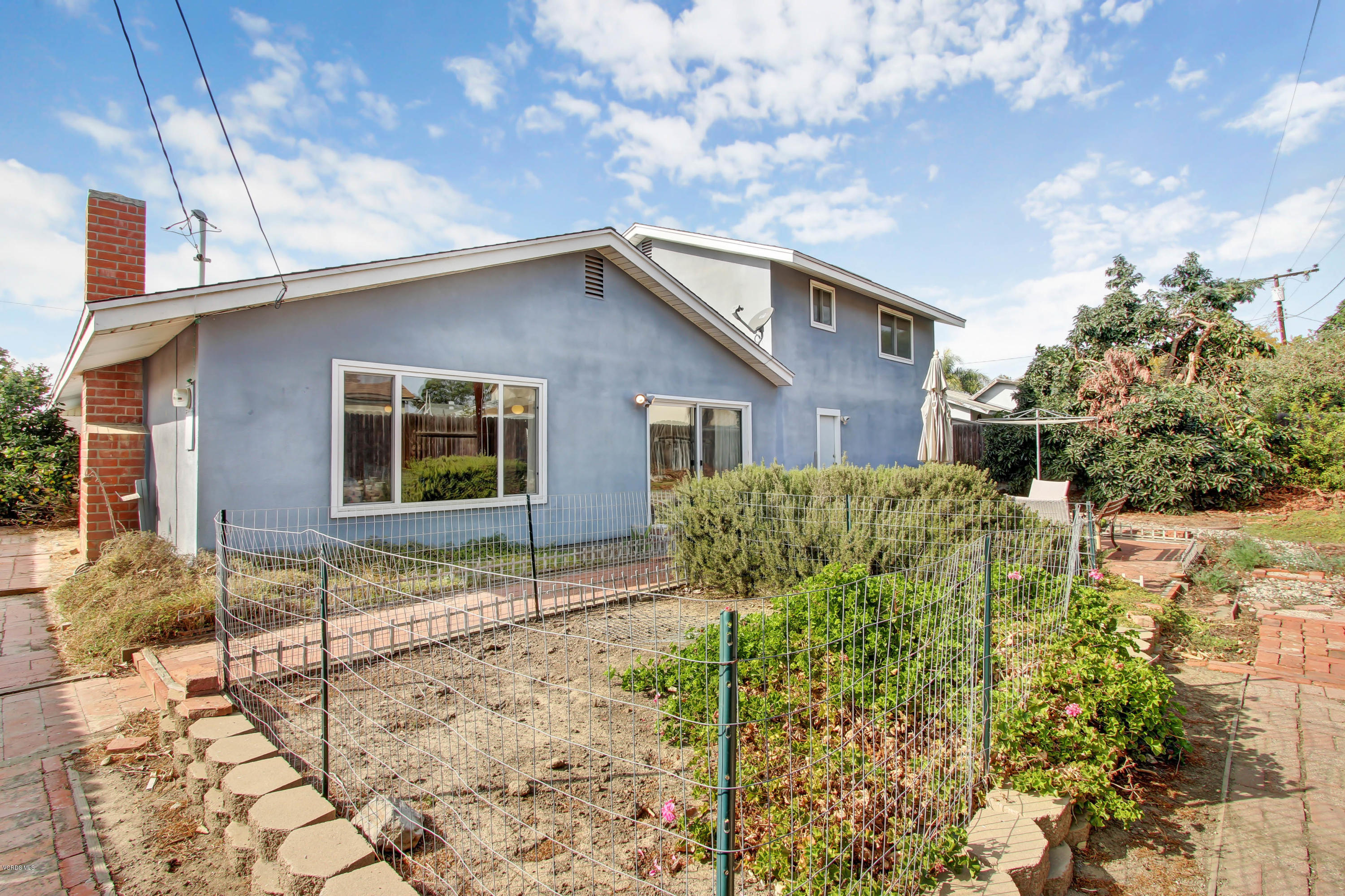 918 Decatur Avenue Ventura, CA 93004 - Photo 24 of 25 Backyard3