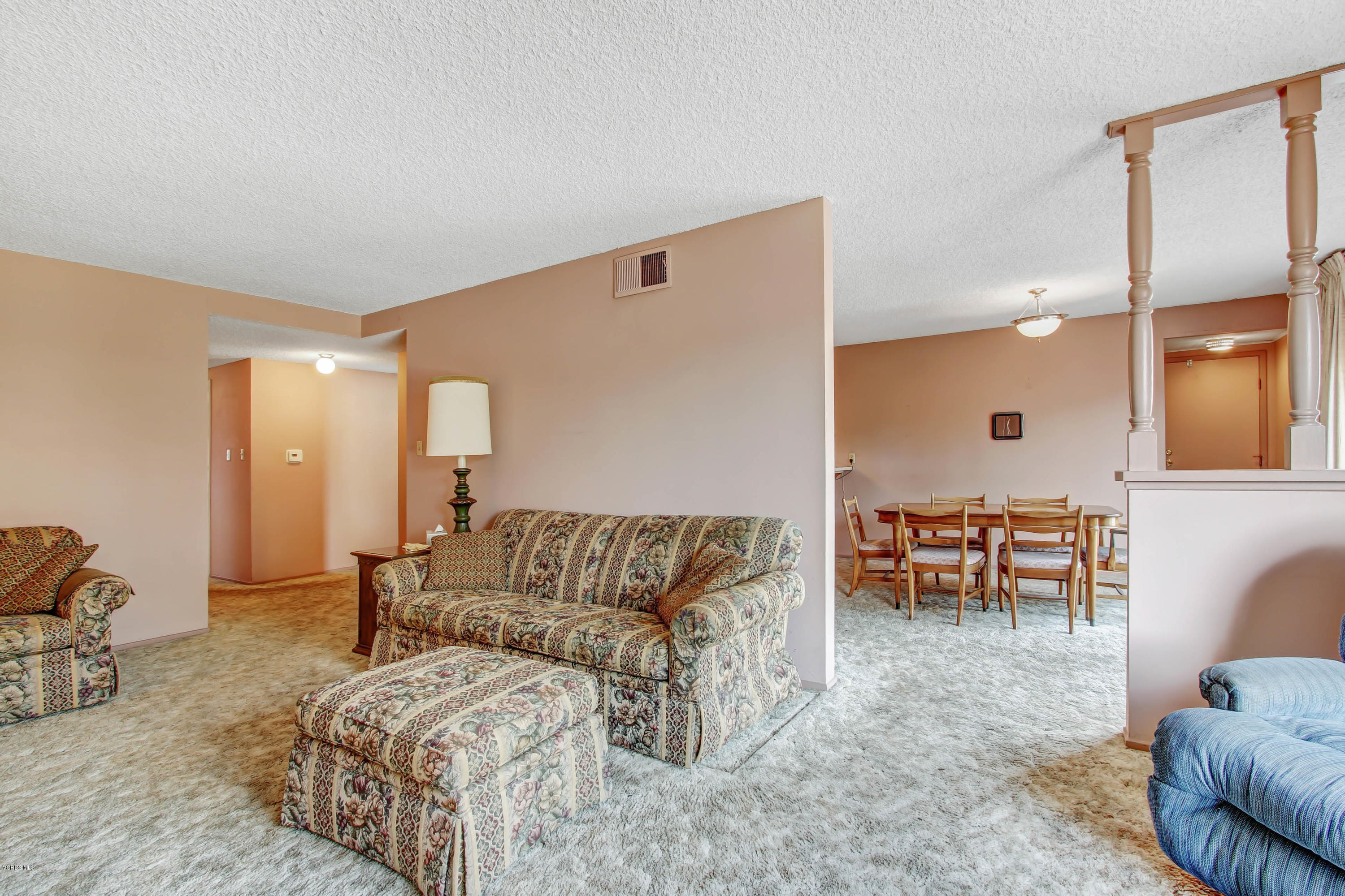 918 Decatur Avenue Ventura, CA 93004 - Photo 5 of 25 Living Room-Dining Room