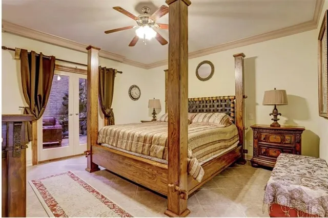 $2,999 | 5141 Del Monte Drive, Houston, TX 77056