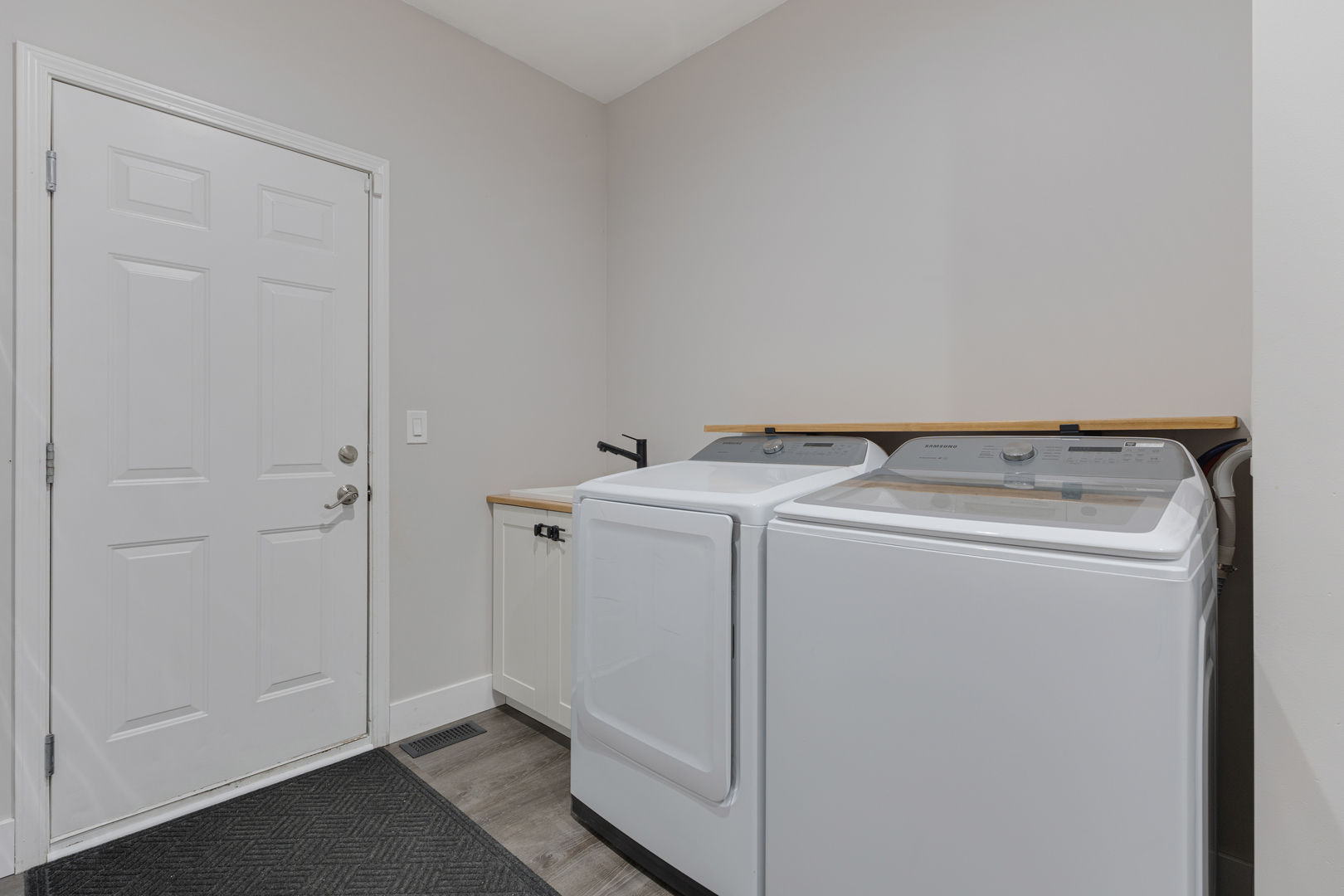 2751 Cedar Creek Cutoff Road Wauconda, IL 60084 - Photo 16 of 34 a utility room with dryer and washer