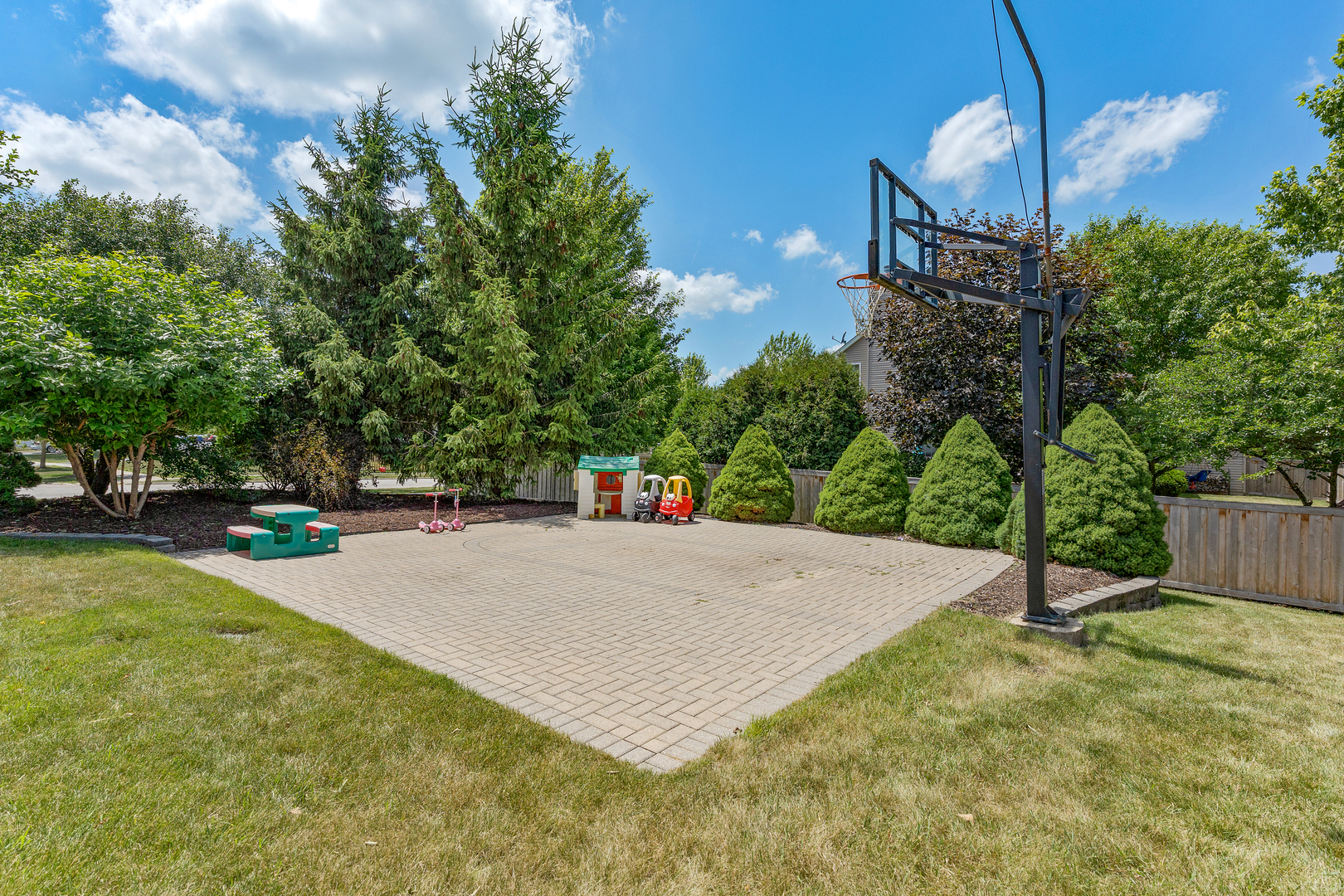 2751 Cedar Creek Cutoff Road Wauconda, IL 60084 - Photo 32 of 34 a view of a backyard