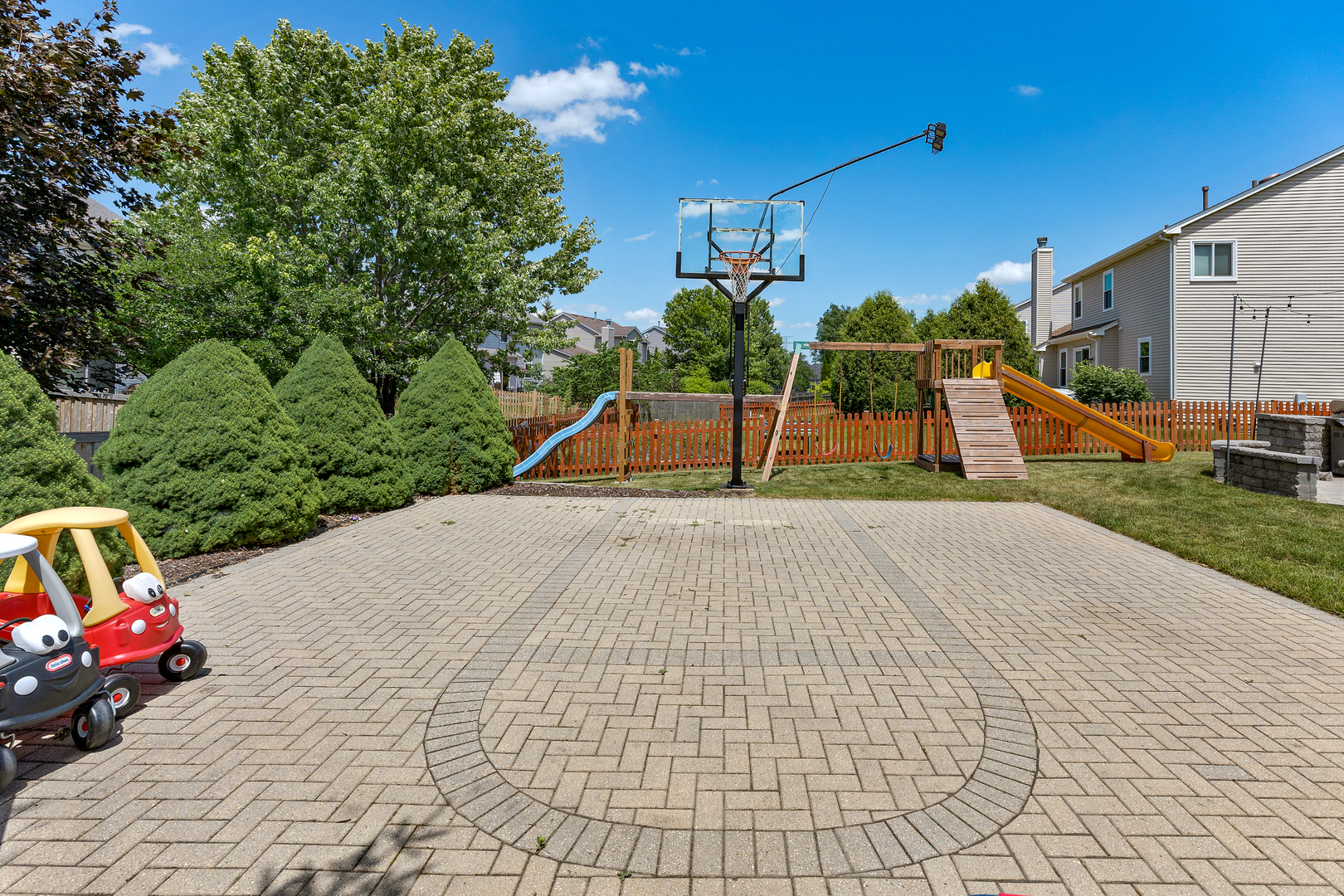 2751 Cedar Creek Cutoff Road Wauconda, IL 60084 - Photo 33 of 34 a view of a backyard