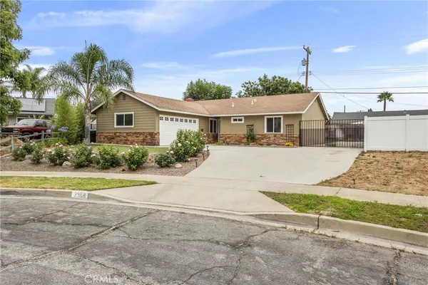 $3,700 | 2960 Sterling Street, Pomona, CA 91767