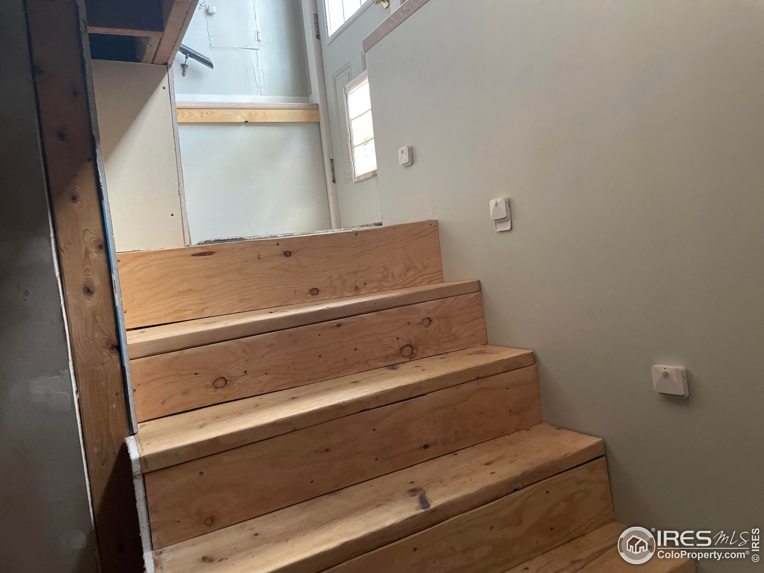1004 1st Street Greeley, CO 80631 - Photo 17 of 27 a close view of washer and dryer
