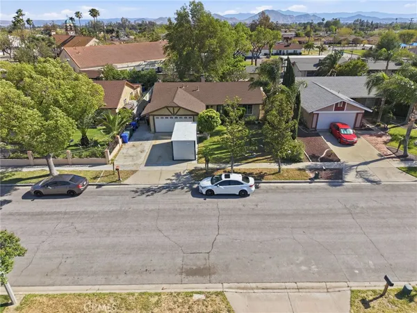 an aerial view of multiple house