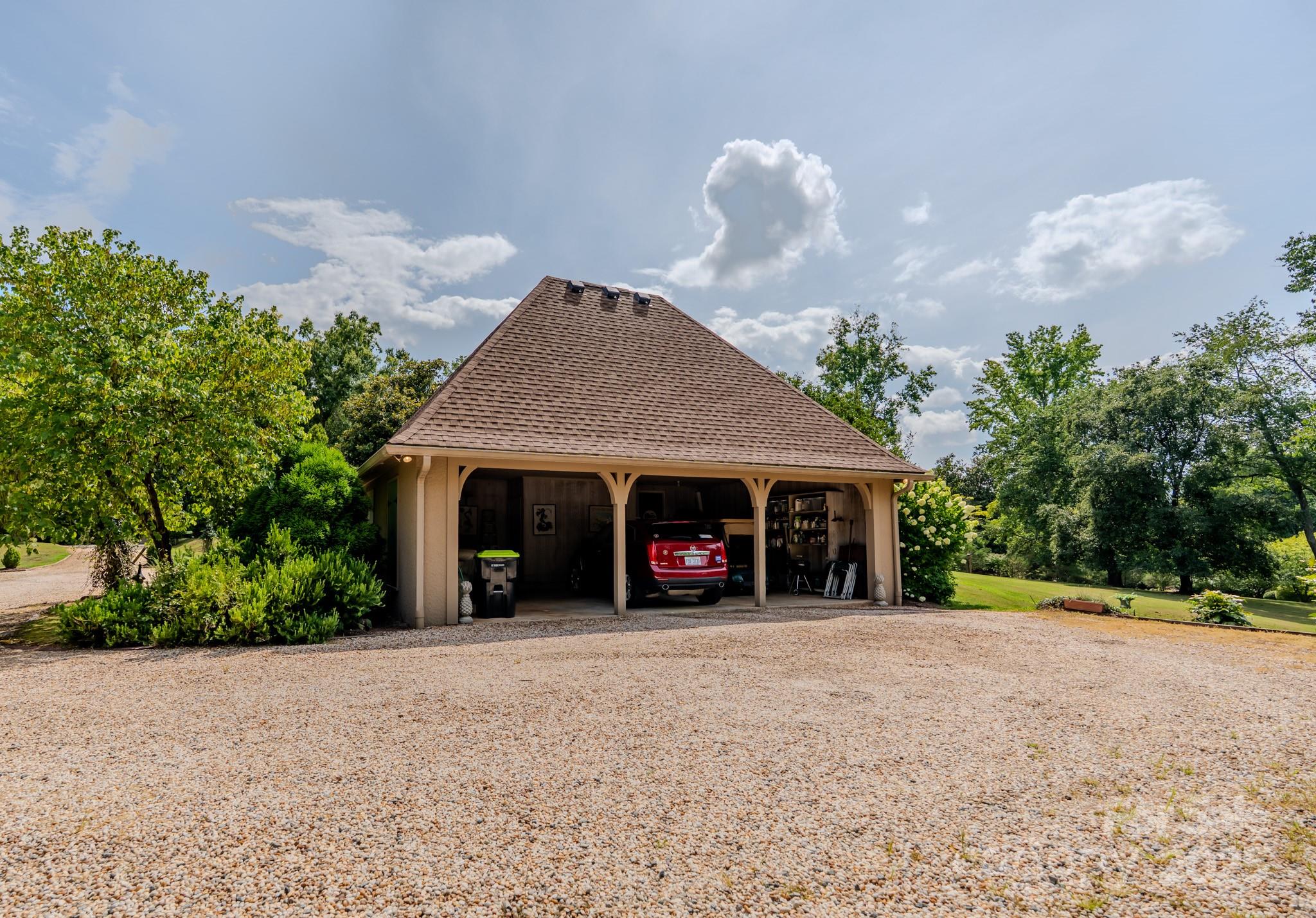 144 Silver Fox Lane Tryon, NC 28782 - Photo 43 of 48 Gallery Image 43