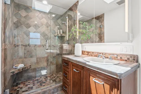 $1,698,000 | 1040 Haven Avenue, Redwood City, CA 94063