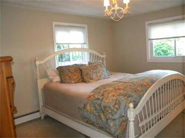 70 Hemenway Road Framingham, MA 01701 - Photo 11 of 22 Gallery Image 11
