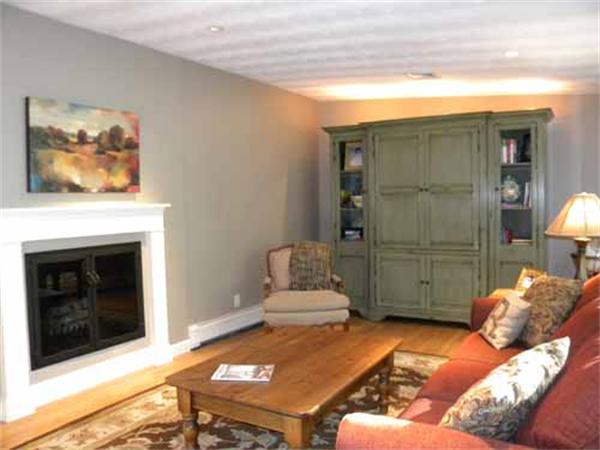 70 Hemenway Road Framingham, MA 01701 - Photo 4 of 22 Gallery Image 4