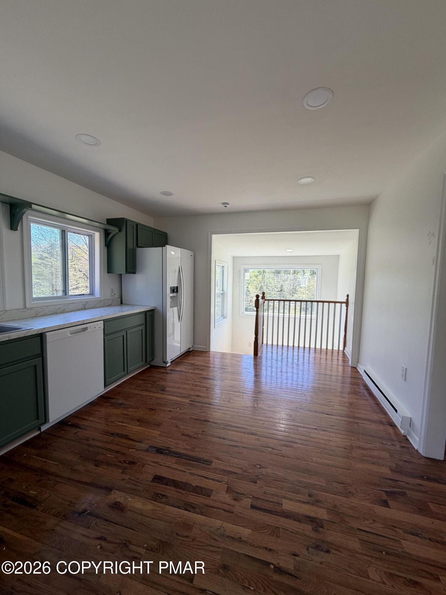 108 Spruce Lane, Unit 108 Bushkill, PA 18324 - Photo 2 of 12 Kitchen