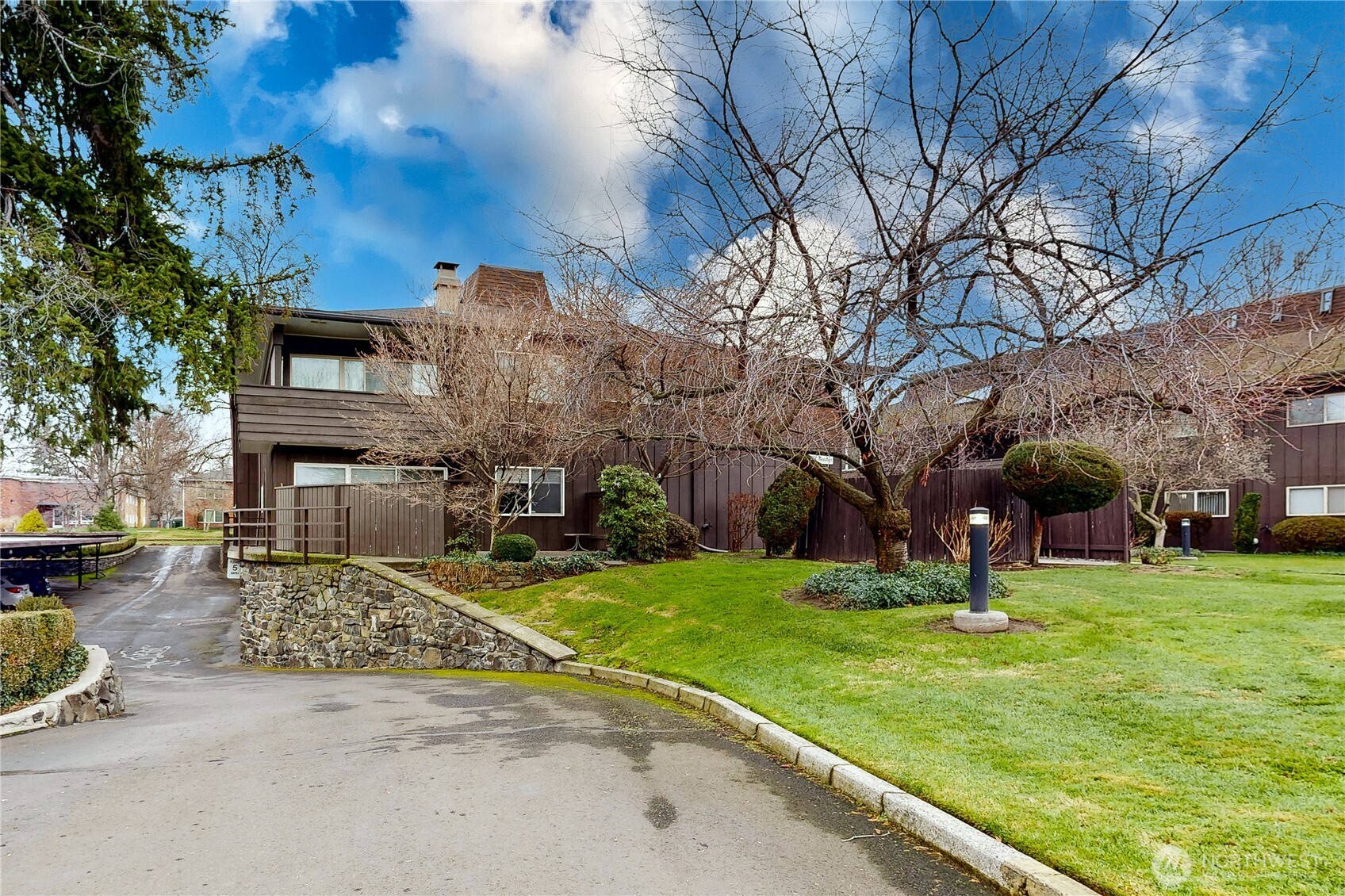 364 Catherine Street, Unit B6 Walla Walla, WA 99362 - Photo 1 of 26 a view of a park with plants and trees