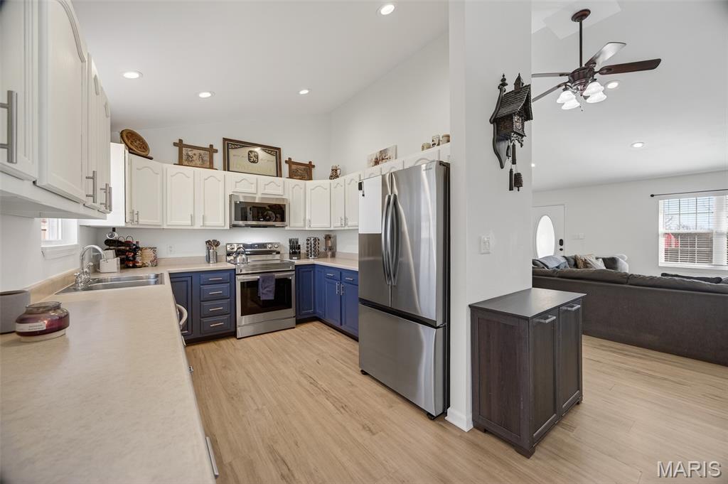 20999 Lacombe Road Waynesville, MO 65583 - Photo 13 of 56