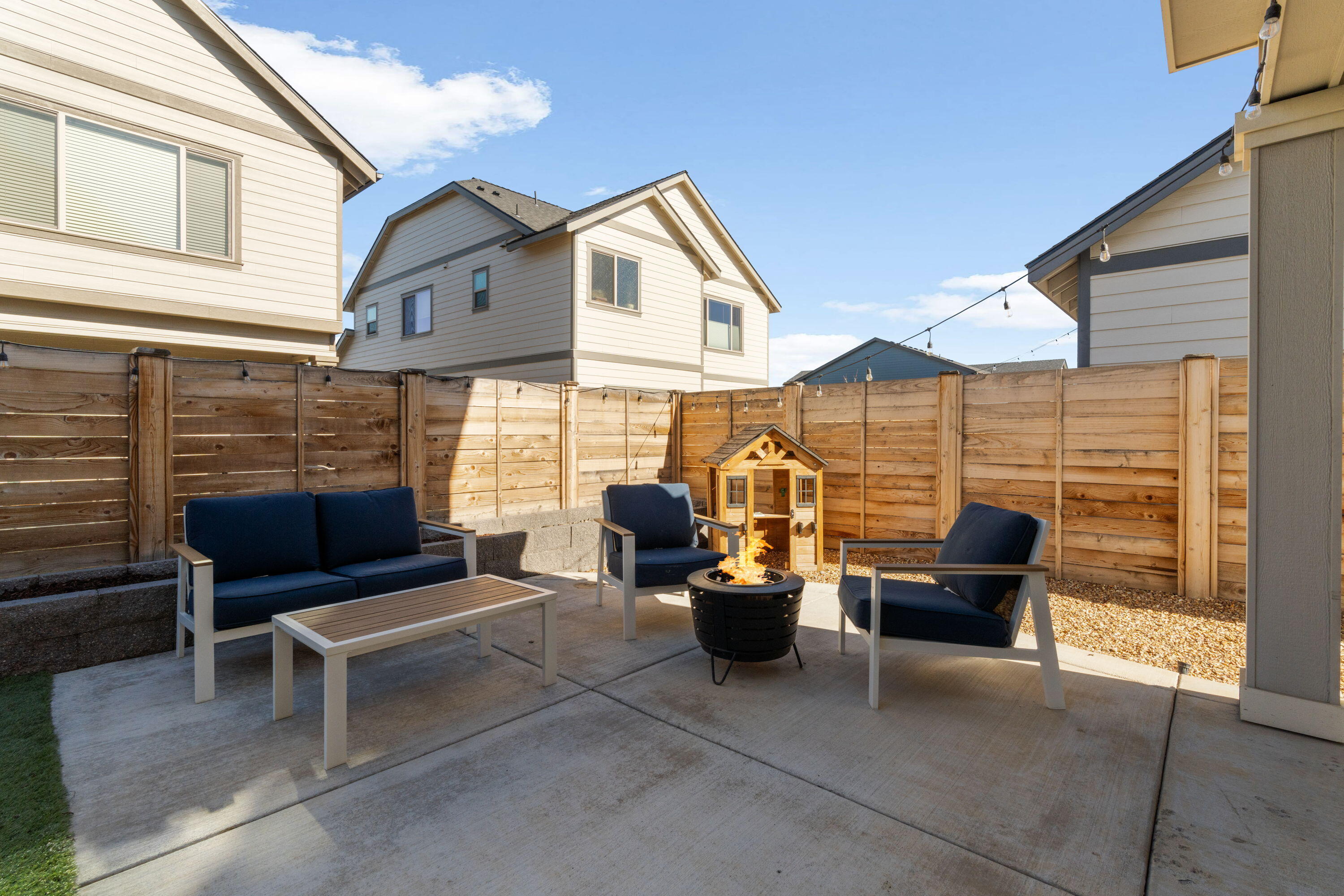 20608 Rolen Avenue Bend, OR 97702 - Photo 22 of 30 20608 Rolen Back Patio 2