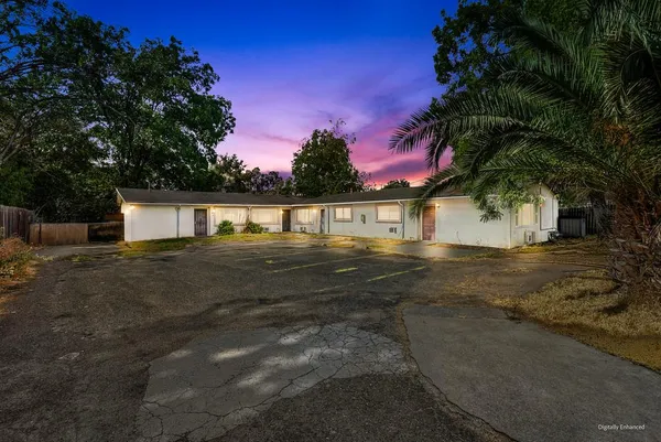 $798,000 | 1710 Kenwood Street, Sacramento, CA 95815