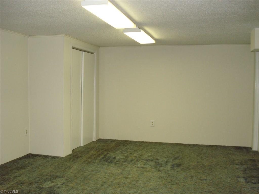 393 Bailey Road Winston-Salem, NC 27107 - Photo 27 of 34 Gallery Image 27